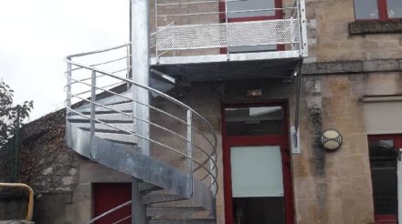 Escalier métalllique hélicoïdal