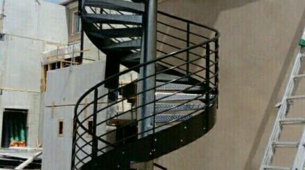 Escalier hélicoïdal métallique